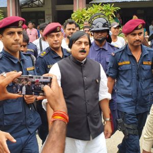 कांग्रेस पूर्वसांसद् आलमले उच्च अदालतबाट पाए सफाइ