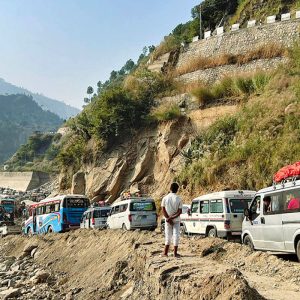 बाढीमा बेपत्ता महिलाको खोजी चल्दै