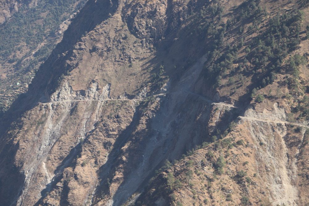 दार्चुला–टिङ्कर सडक निर्माणः सेनाले दुईतिरबाट काम थाल्यो
