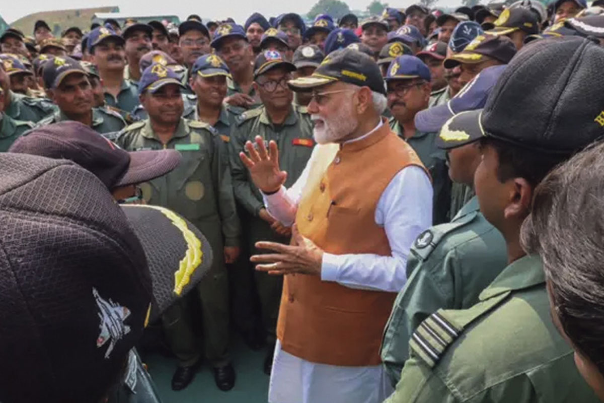 सैनिकलाई बधाई दिन पञ्जाबको आदमपुर पुगे मोदी