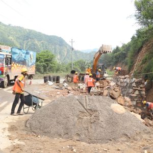 मुग्लिन–मलेखु सडक निर्माणले लिन सकेन गति