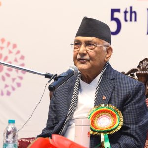 अगाडि हिँड्न खोजेको घोडालाई पछाडि फर्काउन नखोज: प्रधानमन्त्री