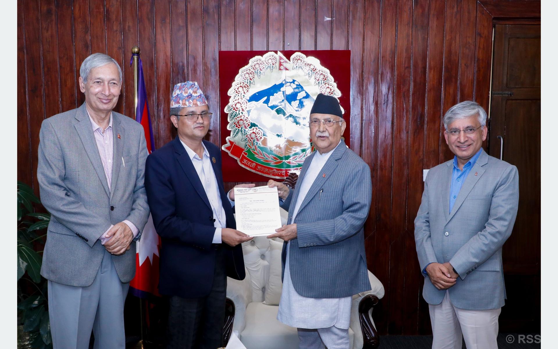 प्रधानमन्त्रीसमक्ष प्युठानको विकासका निम्ति बजेट व्यवस्था गर्न सांसद थापाको आग्रह