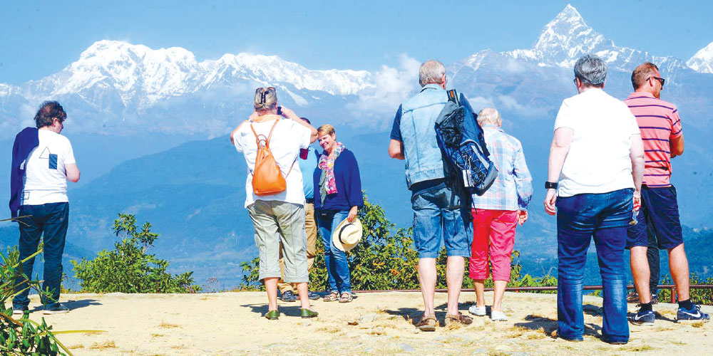 अप्रिल महिनामा पर्यटक आगमन उत्साहजनक : एक लाख १६ हजारभन्दा धेरै भित्रिए