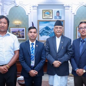 अमेरिकाको हार्वर्डमा पढेका शेर्पा स्वदेश फर्किएर जब प्रधानमन्त्रीलाई भेटे…