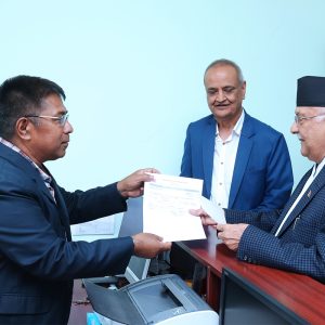 अध्यक्ष ओलीले पार्टीलाई बुझाए लेबी