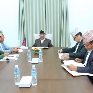 प्रधानमन्त्रीसँग उपनिर्वाचनबारे आयोगको परामर्श