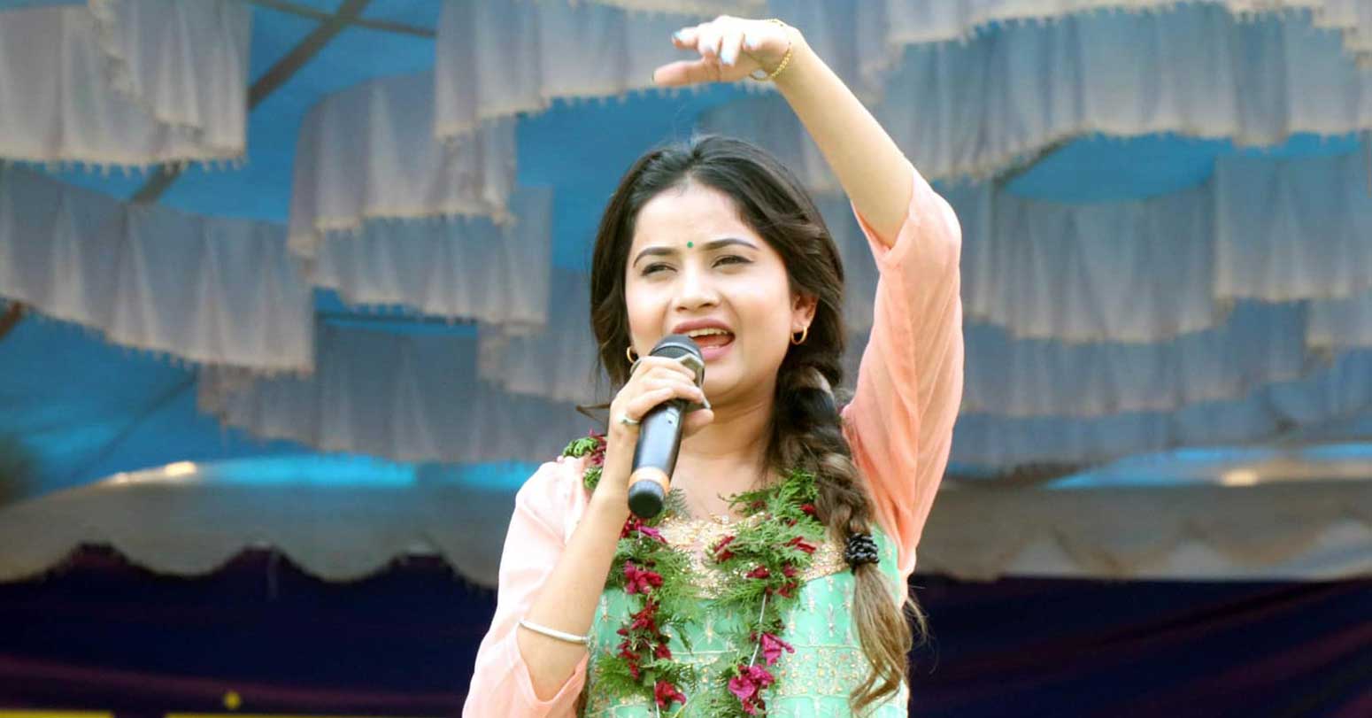 गायिका एलिनालाई गालीगलौज गर्ने एक पक्राउ