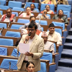एमालेकै सांसदले मागे संघीय मामिलामन्त्री गुप्ताको बर्खास्ती