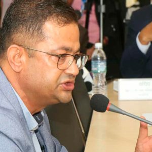 राज्य व्यवस्था समितिको बैठकमा सांसद गिरीले मागे सभापति र सचिवको राजीनामा