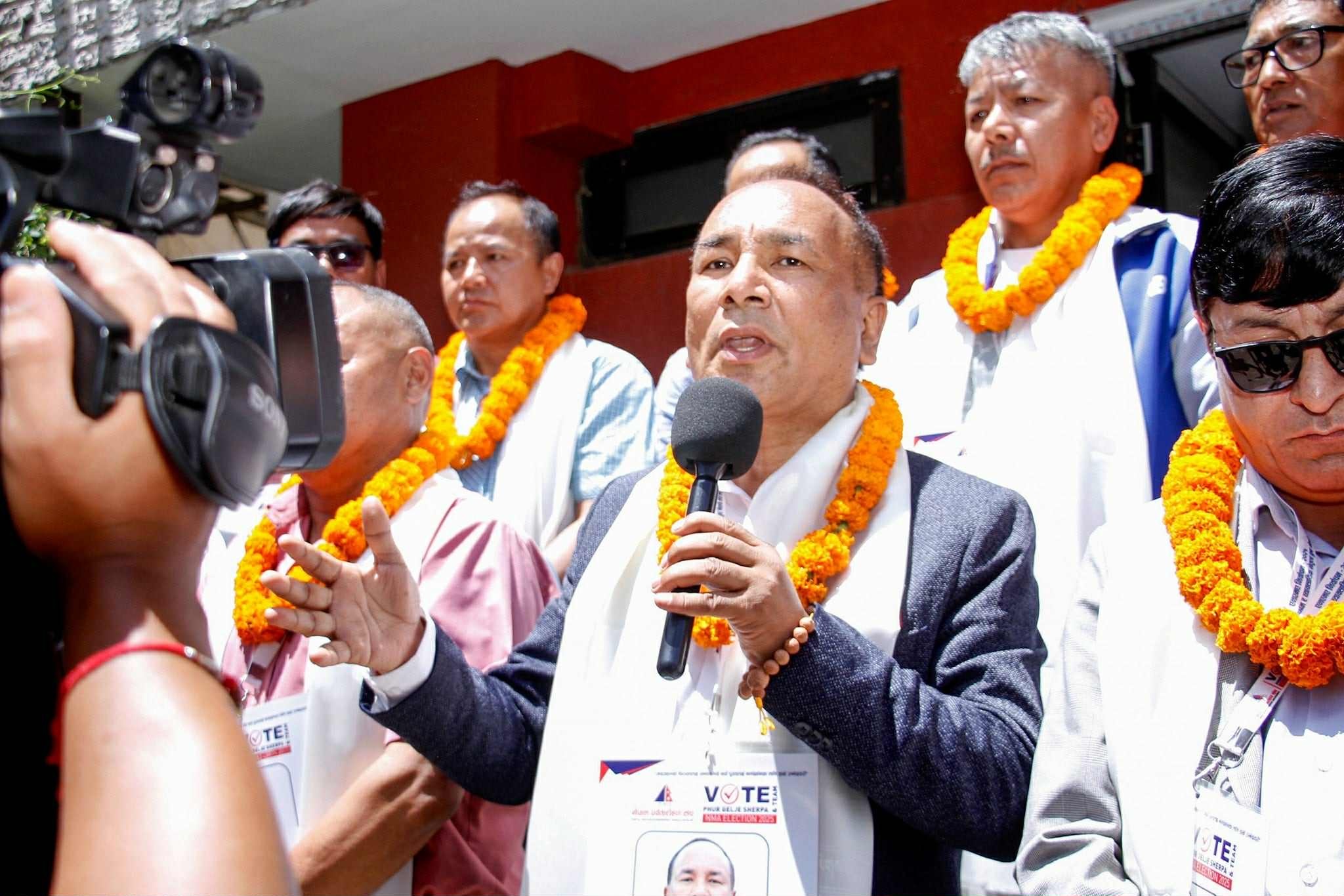 नेपाल पर्वतारोहण संघको अध्यक्षमा शेर्पाको उम्मेद्वारी
