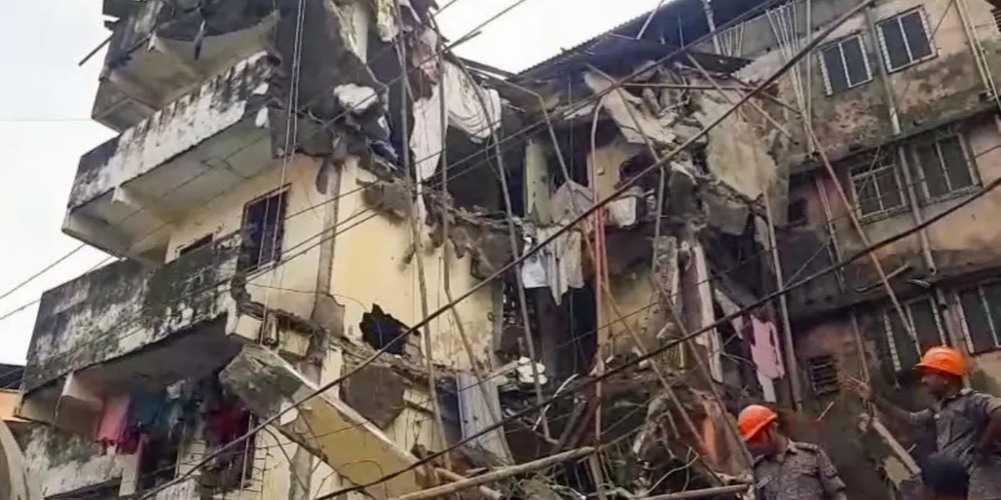भारतको महाराष्ट्रमा भवन भत्किँदा १५ जनाको मृत्यु