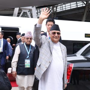बेइजिङ पुगे प्रधानमन्त्री ओली