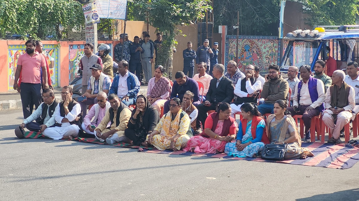 ७ दलको विरोध प्रदर्शन आज पनि जारी