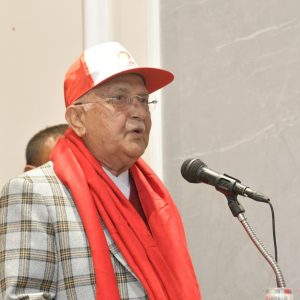 निर्वाचन आयोगले दलसँग गरेको छलफल एमाले कांग्रेसलाई अपमान गर्ने खालका भए: ओली