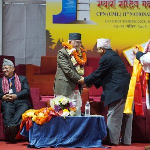 एमाले निर्वाचन : अध्यक्ष ओलीसहित निर्वाचित पदाधिकारीको शपथ तयारी (तस्वीरहरू)