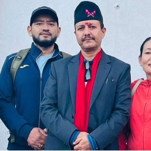 चुनाव बहिष्कार गर्ने सूचनासहित प्रधानमन्त्रीलाई ज्ञापनपत्र बुझाइँदै