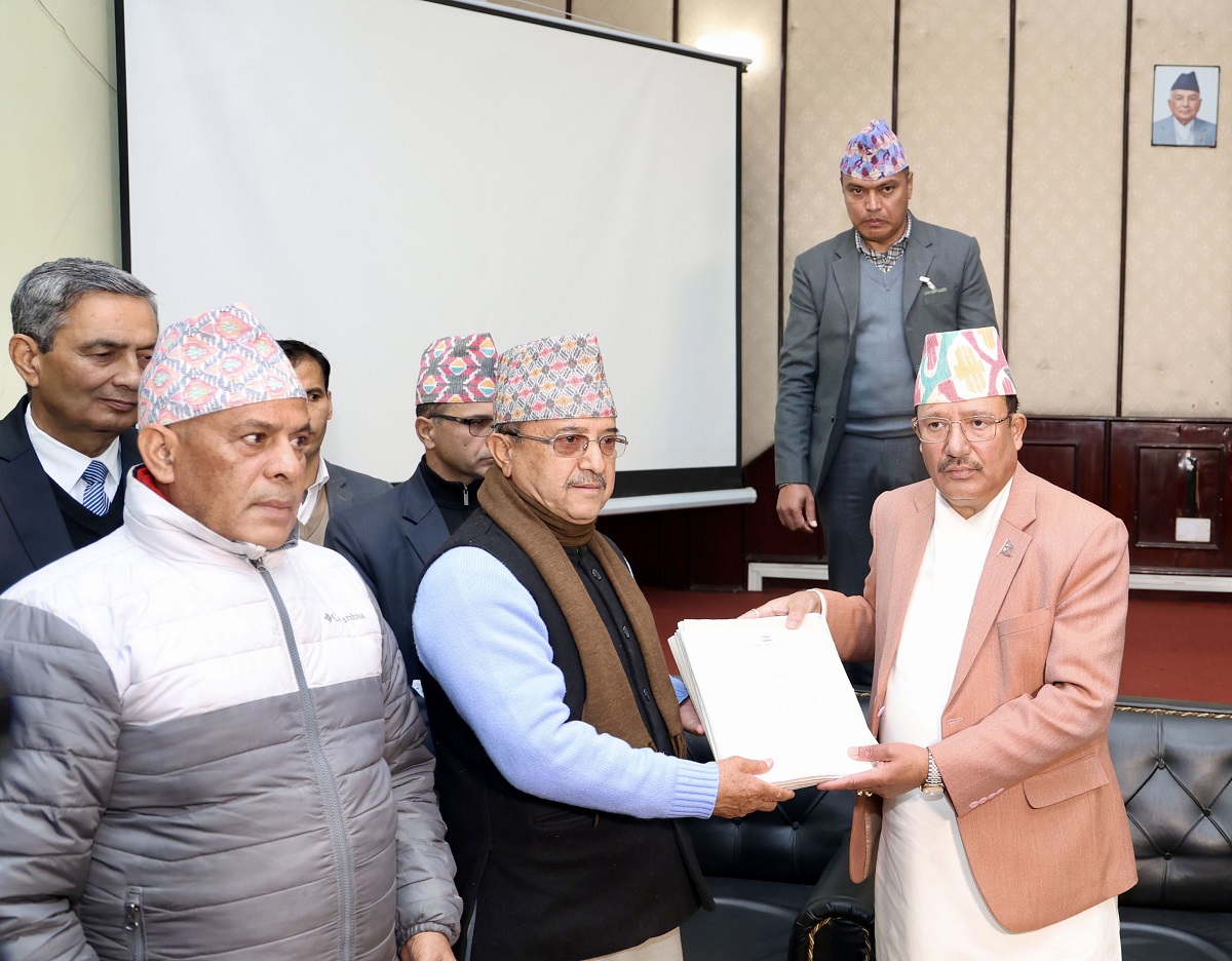 विगतका निर्णय र नजिरका आधारमा कांग्रेसको विवाद समाधान गर्न कार्यवाहक सभापति खड्काको आग्रह