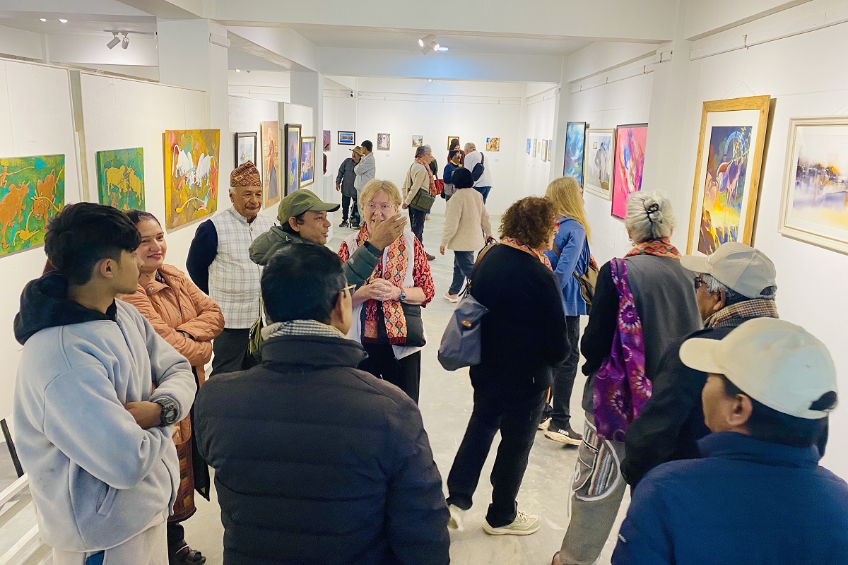 नेपाली कला विश्वमाझ चिनाउने ‘आर्ट इन हिमालय’ पोखरामा प्रारम्भ