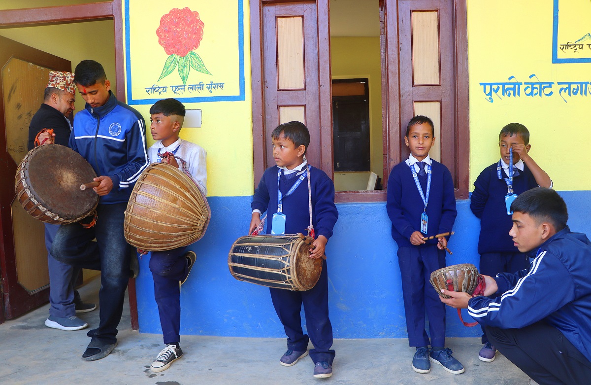 बागलुङमा विद्यालयस्तरबाटै पन्चैबाजा संरक्षण अभियान